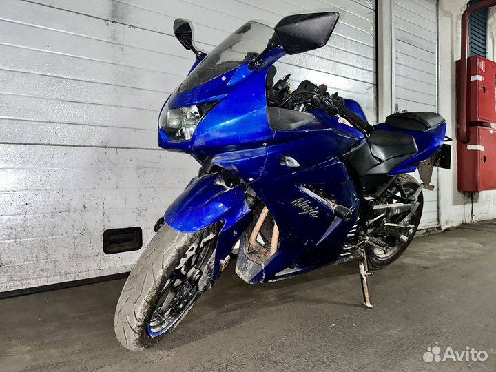 Мотоцикл kawasaki ninja 250