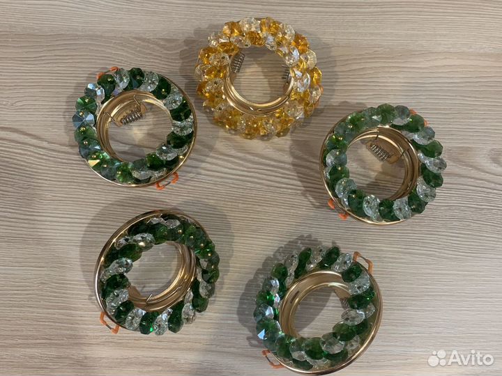 Точечный светильник потолочный