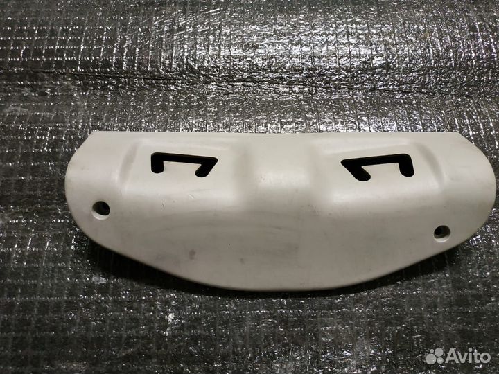 Накладка багажника верхняя LADA Largus (2011)