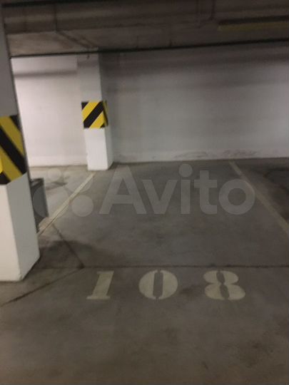 Машиноместо, 12 м²