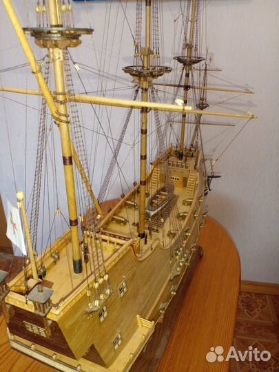 Модель корабля 