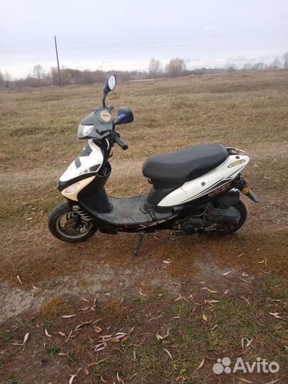 Продам скутер, торг