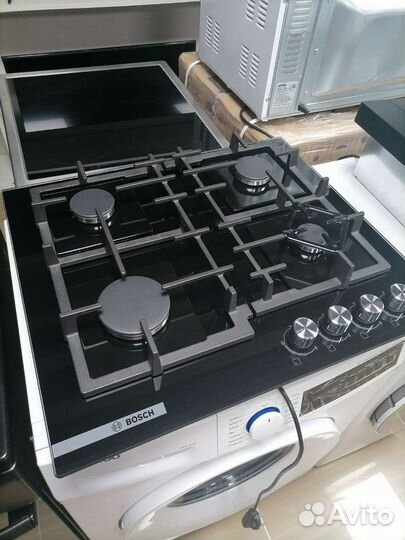 Газовая варочная поверхность Bosch PNP6B6O92R