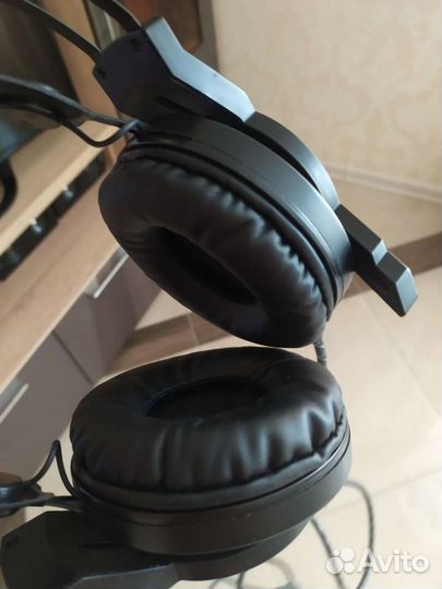 Игровые наушники с микрофоном