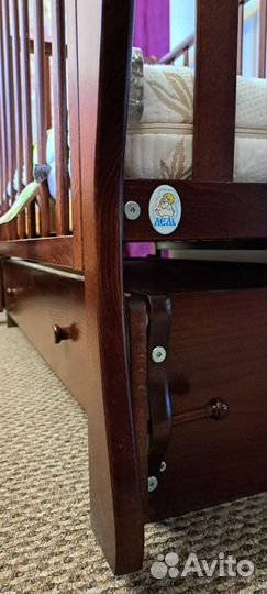 Детская кроватка с универсальным маятником+матрас