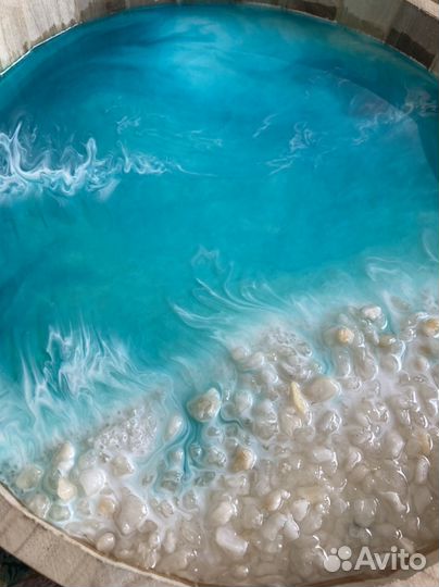 Поднос деревянный с эпоксидной смолой 