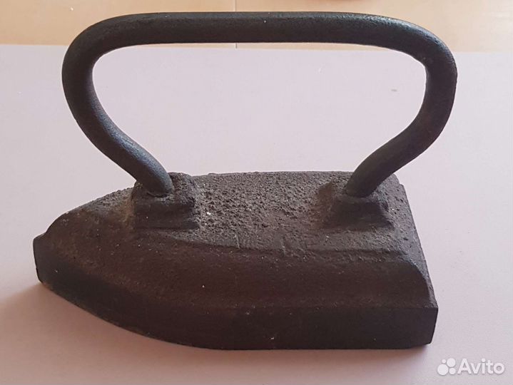 Утюг чугунный старинный