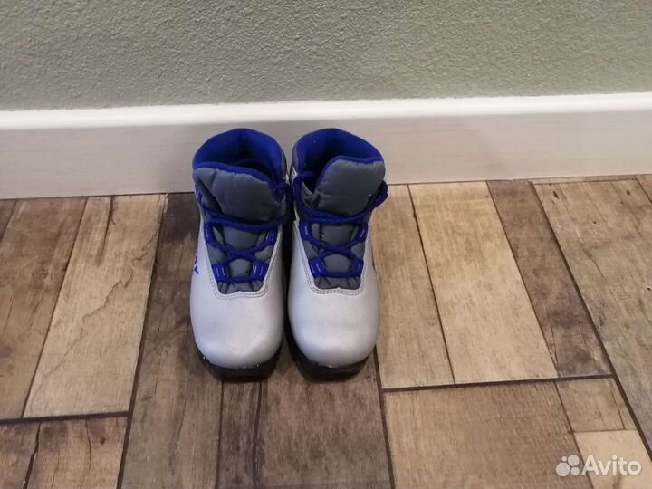 Лыжные ботинки детские 30 размер