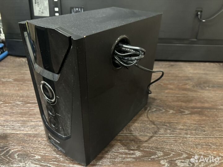 Акустическая система 2.1