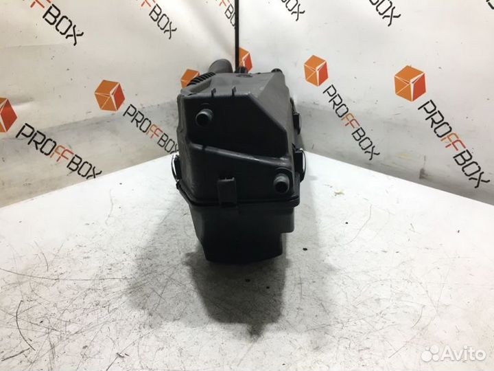 Корпус воздушного фильтра Mercedes E-Class W211