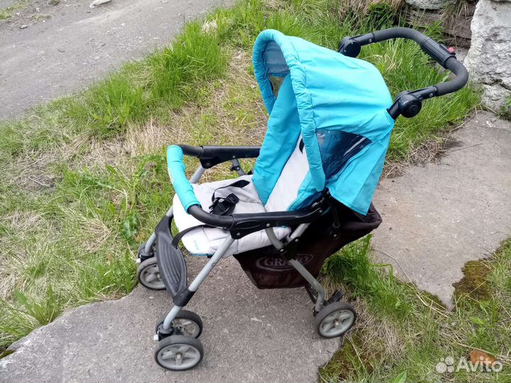 Прогулочная коляска
