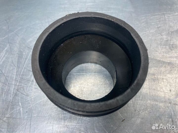 Патрубок турбины Volkswagen Passat B5 2000-2005