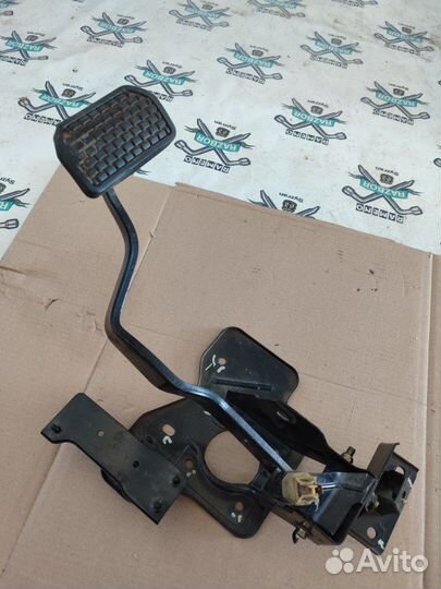 Педаль тормоза Chery Indis