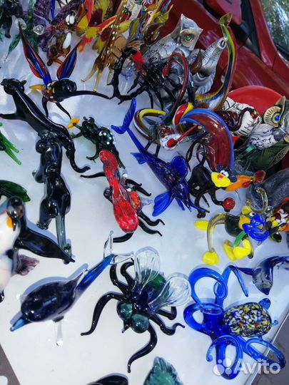 Калекционные фигурки из стекла