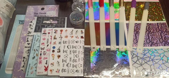 Материалы для наращивания и дизайна ногтей