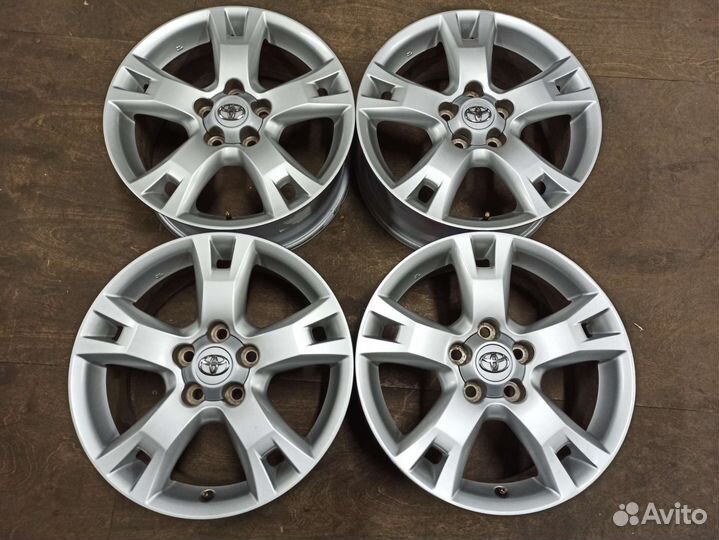 Диски Тойота Рав-4 17 5х114,3 ET45 из Японии