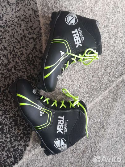 Лыжные ботинки новые