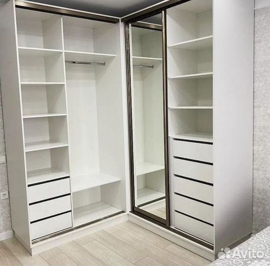 Шкафчик для ванной