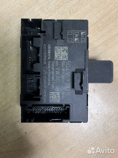 Блок комфорта передней левой двери Octavia A7