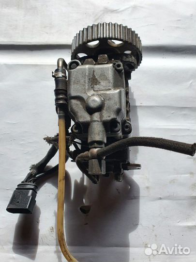 Топливный насос Sharan, Passat 1.9TD 1994-2000г