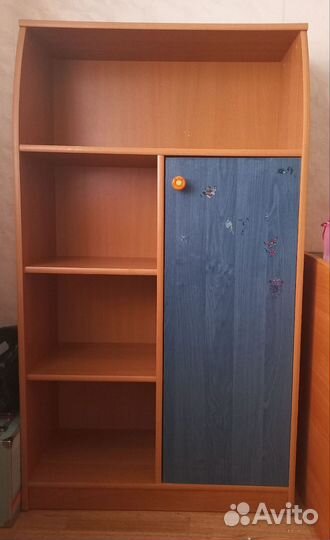 Книжные полки