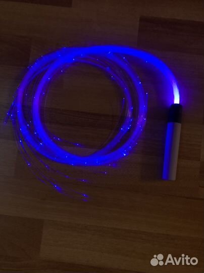 Плетка хлыст светящаяся для танцев