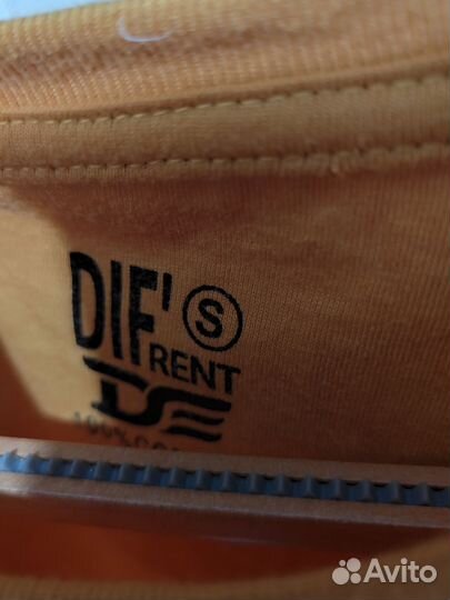 Футболка женская