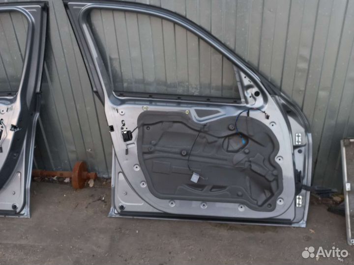 Дверь передняя левая bmw X1 E84