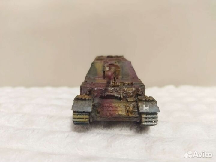 Фердинанд 1:72