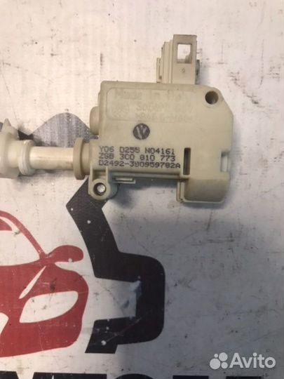 Активатор лючка бензобака Vw Passat B6 2.0 tfsi