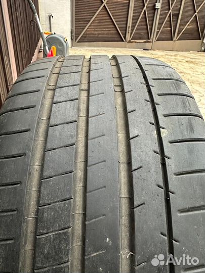 Michelin Pilot Super Sport ZP 255/35 R19 и 275/35 R19 ZR
