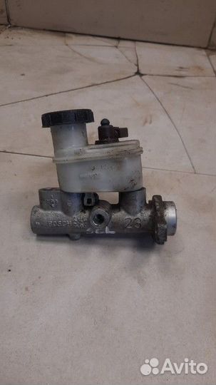 Главный тормозной цилиндр Nissan Almera