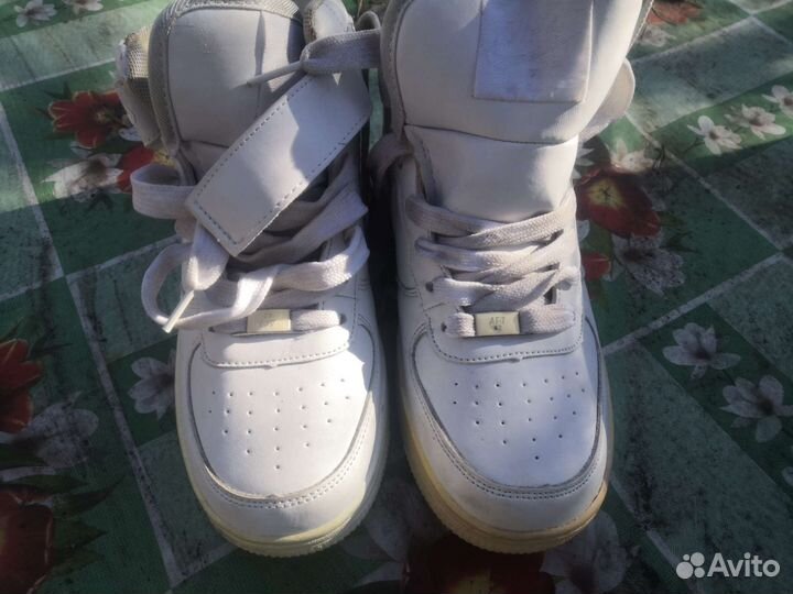 Nike обувь женская