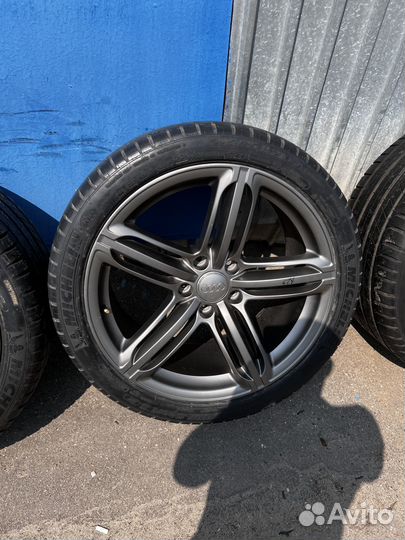 Оригинальный колеса Audi Q7 R21 S-line