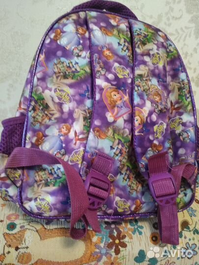 Рюкзак для девочки в детский сад