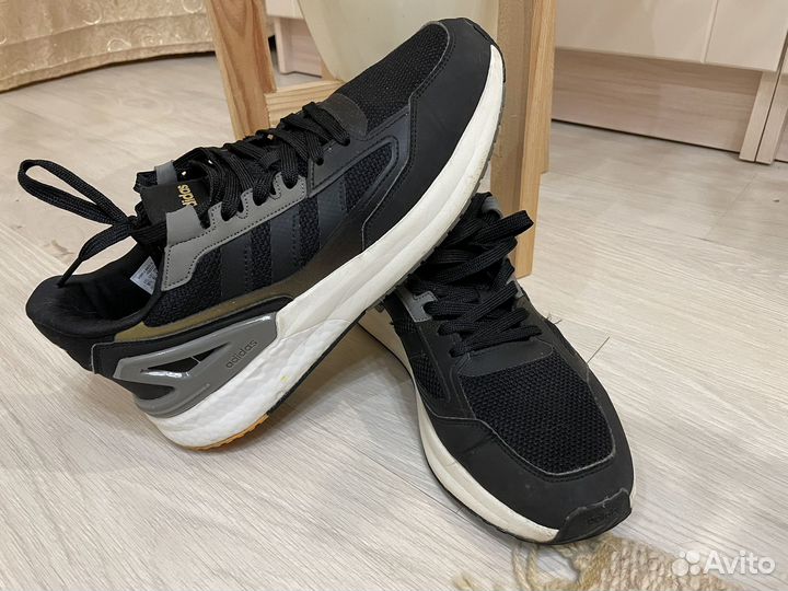 Кроссовки adidas