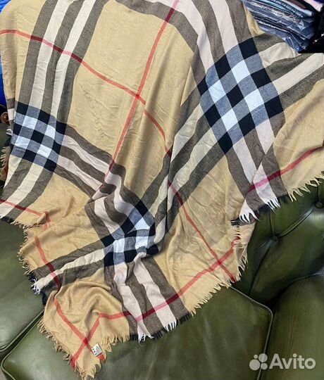 Палантин и платок/шаль burberry теплые
