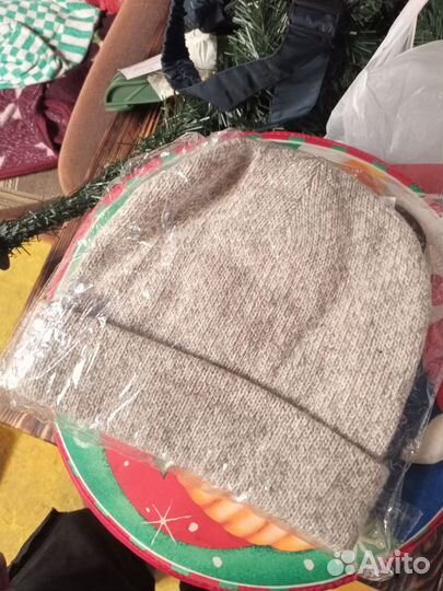 Шапка новая