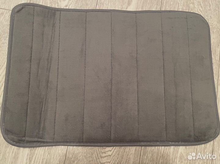 Коврик для ванной