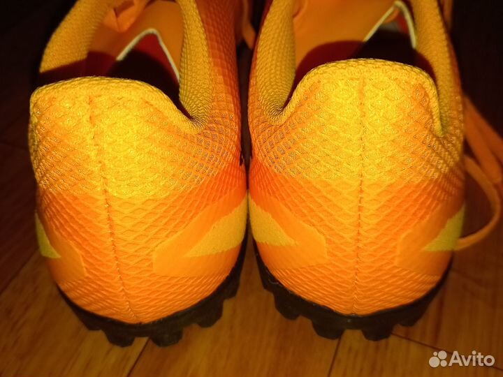 Сороконожки Adidas новые