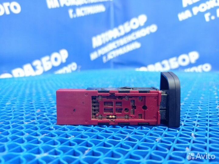 Кнопка обогрева сидений Chevrolet Spark хэтчбек