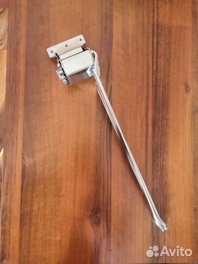 Вешало/держатель для брюк поворотный