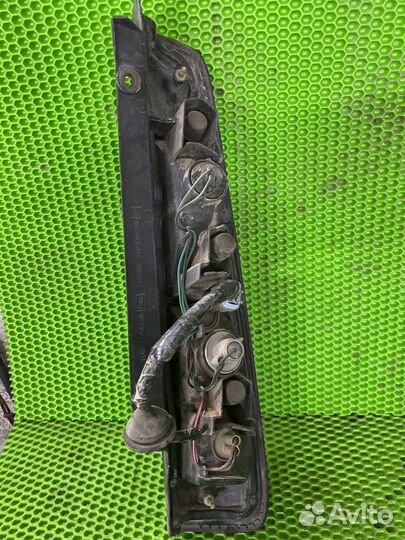 Фонарь задний левый Nissan cube z10