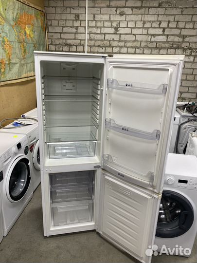 Холодильник Whirlpool No Frost 55 ширина