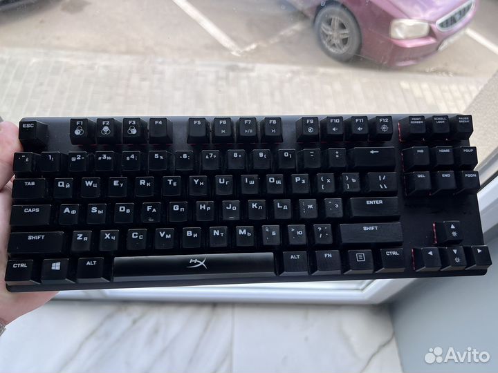 Игровая клавиатура hyperx