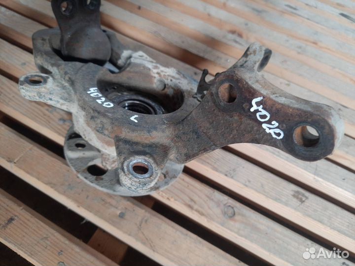 Кулак передний левый SsangYong Actyon 2 2011