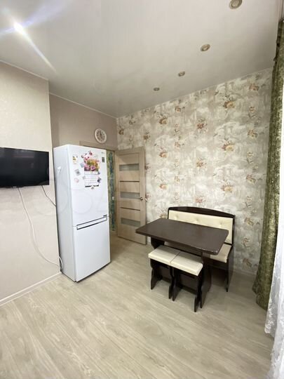 2-к. квартира, 61,1 м², 9/9 эт.