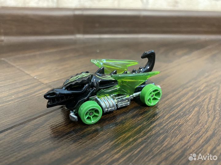 Hot wheels машинки