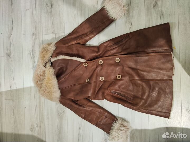 Дублёнка натуральная toto 42-44 с капюшоном