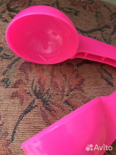 Снежколепы шарик и hello kitty